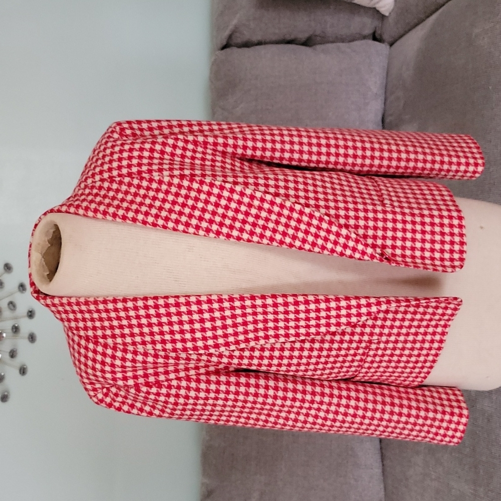 Women's Red Houndstooth Blazer Jacket - Picture 7 of 7